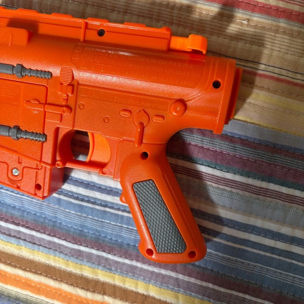 Star Wars Han Solo DL-44 Blaster Hasbro Electronic Toy Orange Grey C-022G